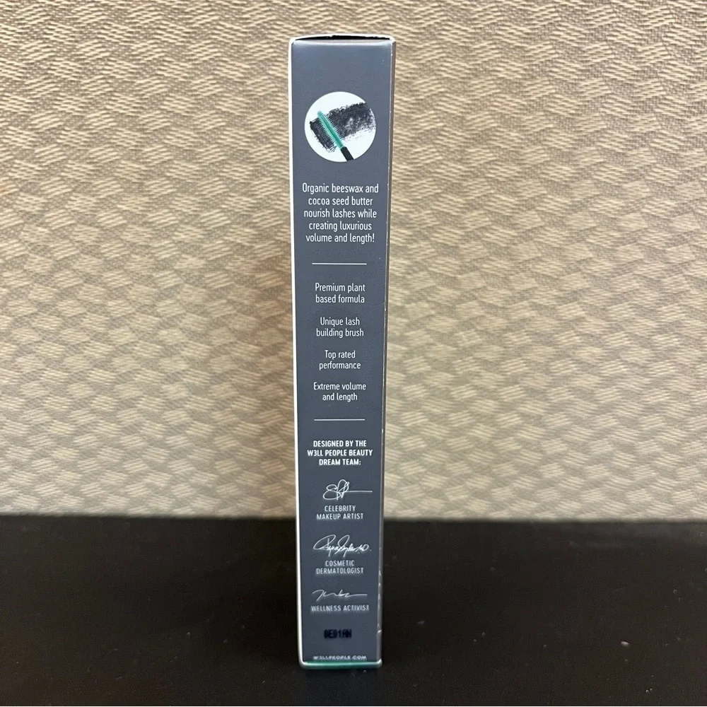 Well People Expressionist Pro Mascara Black .25 oz New in Box